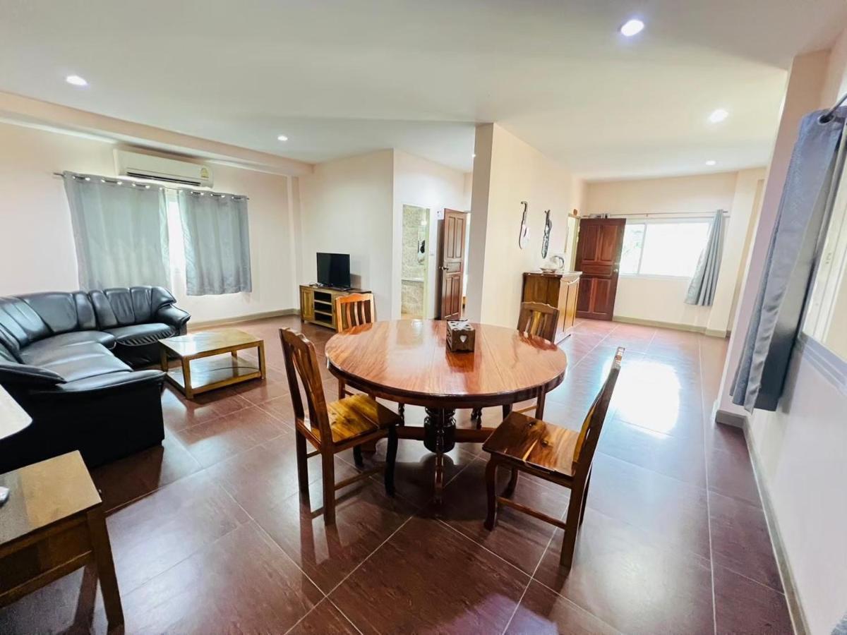 Baan Suan Khun Yaiy Hotell Ban Wang Takhrai Exteriör bild