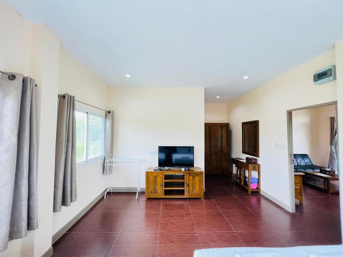 Baan Suan Khun Yaiy Hotell Ban Wang Takhrai Exteriör bild