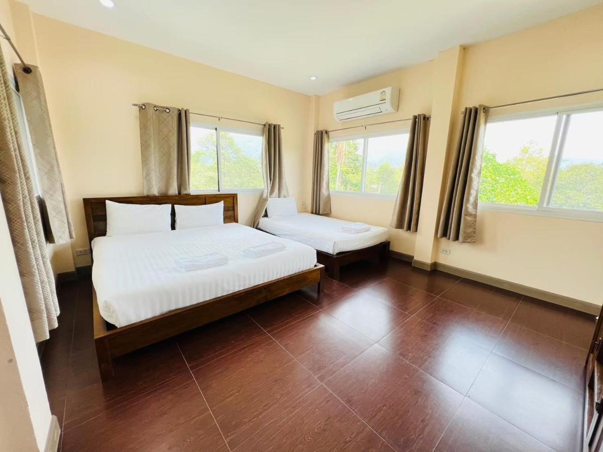 Baan Suan Khun Yaiy Hotell Ban Wang Takhrai Exteriör bild