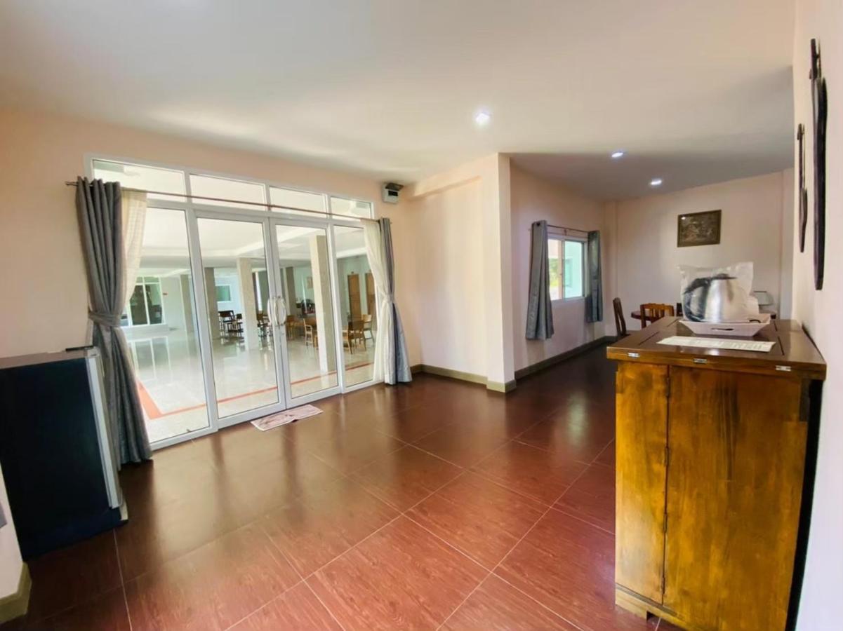 Baan Suan Khun Yaiy Hotell Ban Wang Takhrai Exteriör bild