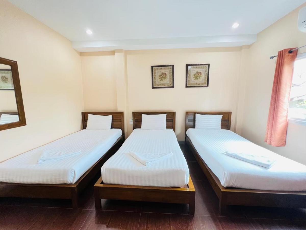 Baan Suan Khun Yaiy Hotell Ban Wang Takhrai Exteriör bild