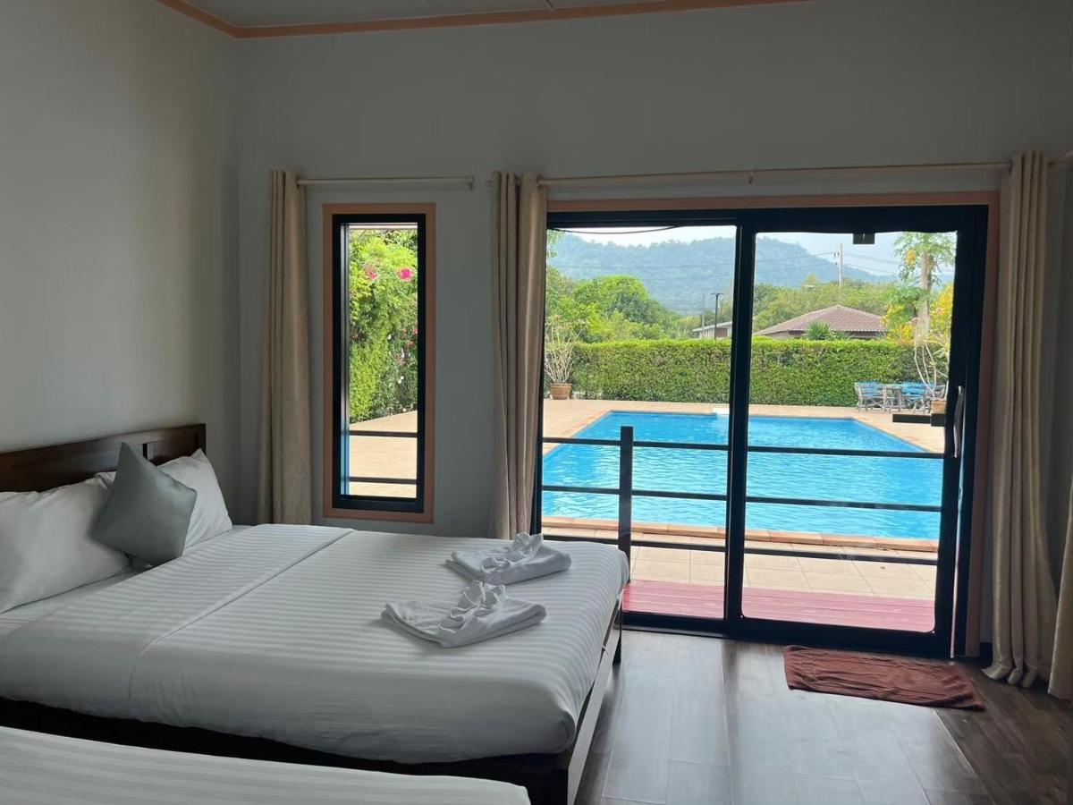 Baan Suan Khun Yaiy Hotell Ban Wang Takhrai Exteriör bild