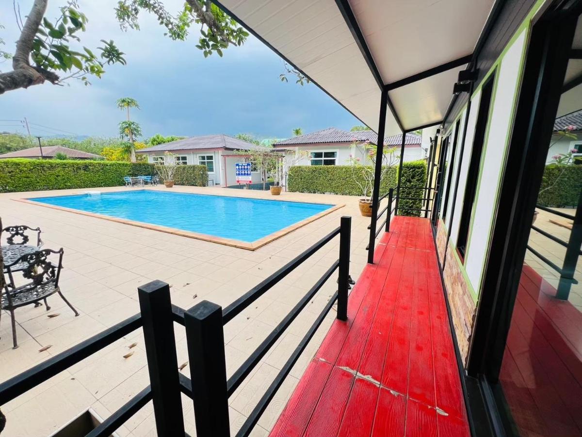 Baan Suan Khun Yaiy Hotell Ban Wang Takhrai Exteriör bild